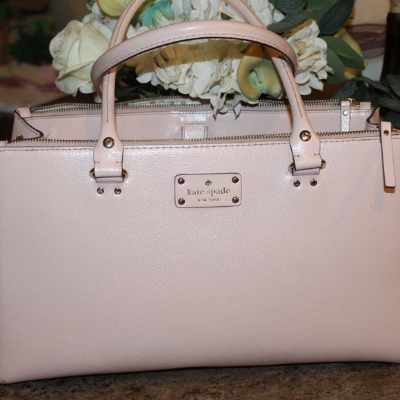 Kate Spade New York large pink leather tote with compartements EUC - Picture 3 of 16